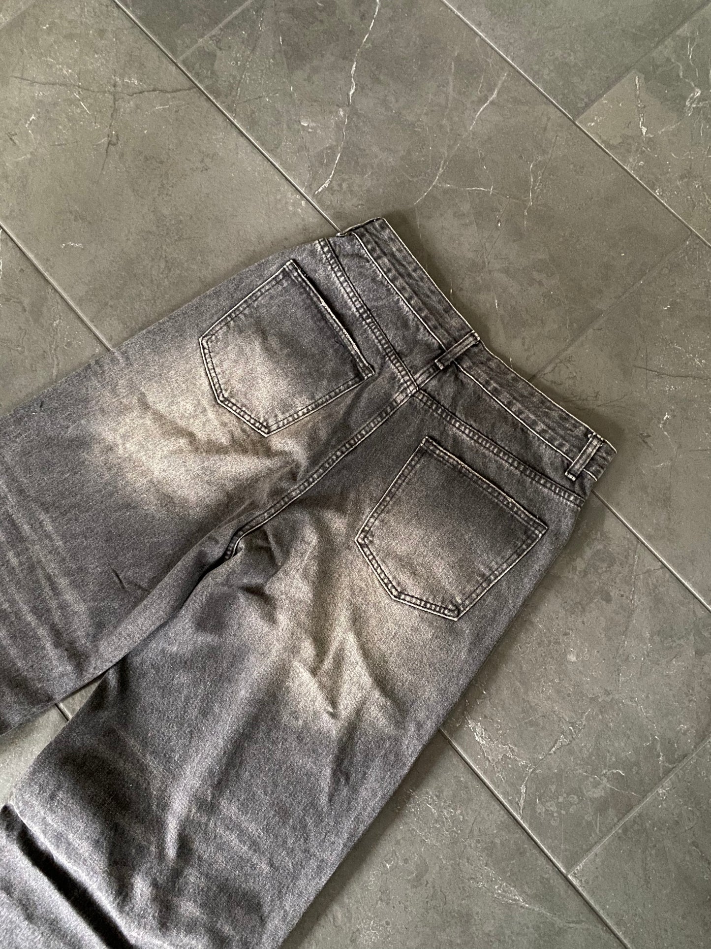 DENIM 000 - GRAY JEANS